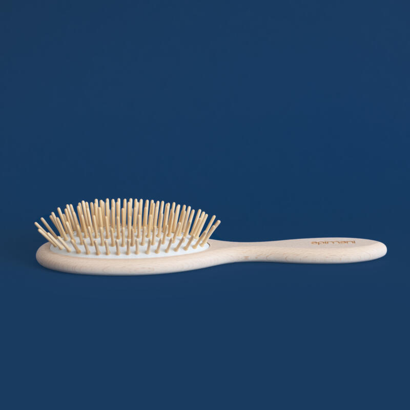 Brosse à cheveux en bois